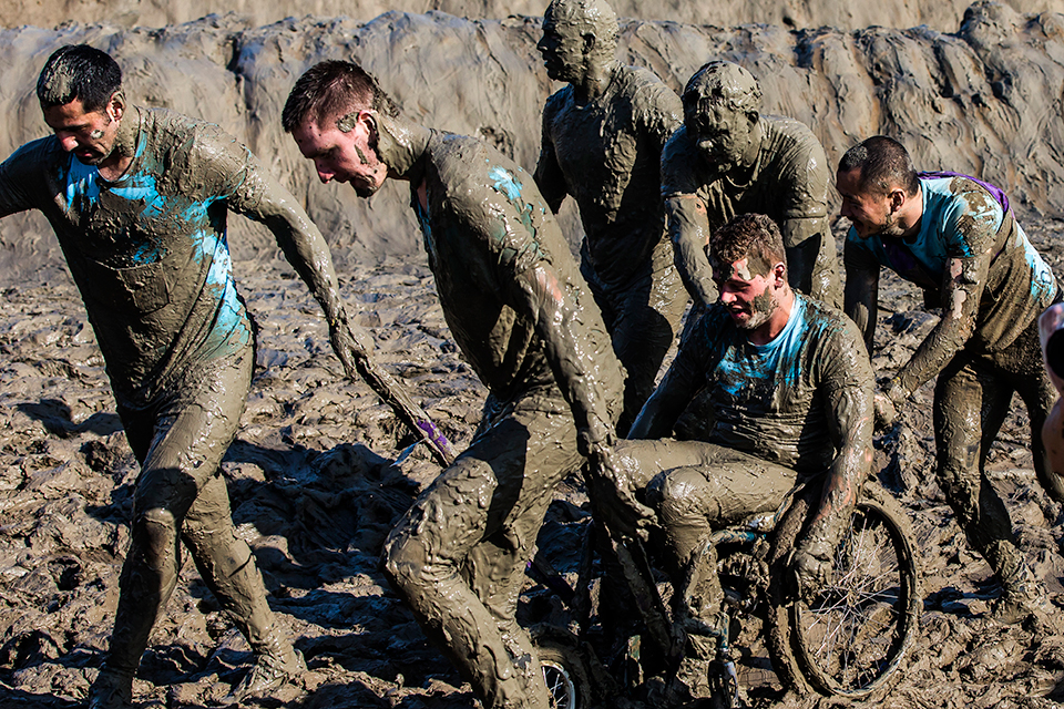 Grenzen verleggen in de modder  1