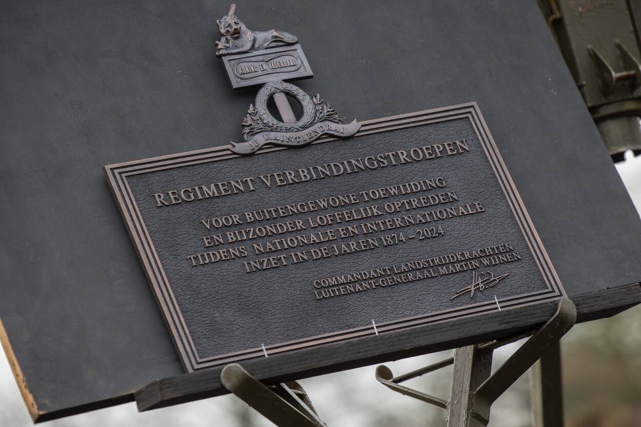 Het Bronzen Schild van het Regiment Verbindingstroepen