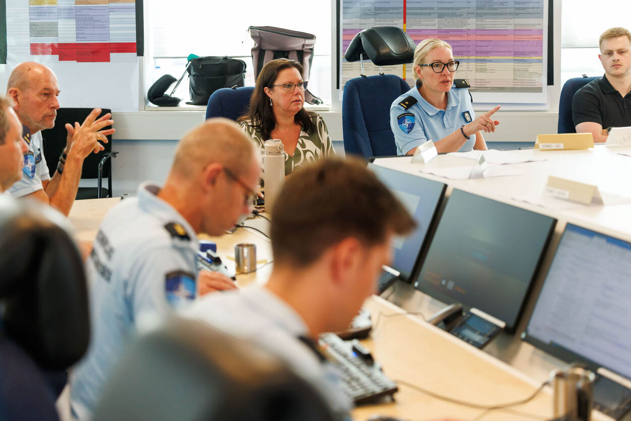 SGBO overlegt en coördineert vanuit de Maxima Kazerne in Badhoevedorp.