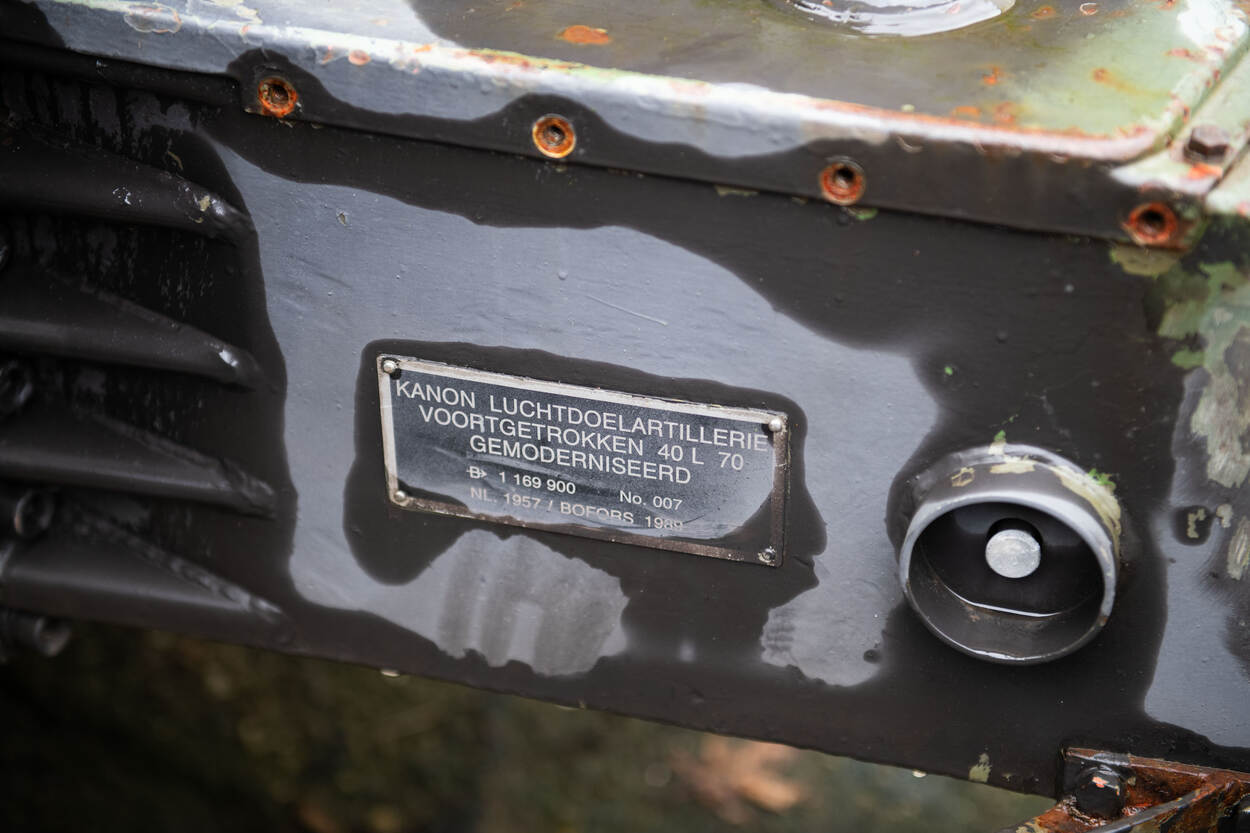 Typeplaatje op een 40L70 Gemoderniseerd.