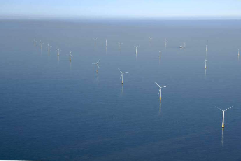 Windmolenpark op de Noordzee.