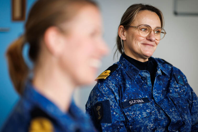LTZ 1 Janet Sijtsma in uniform.