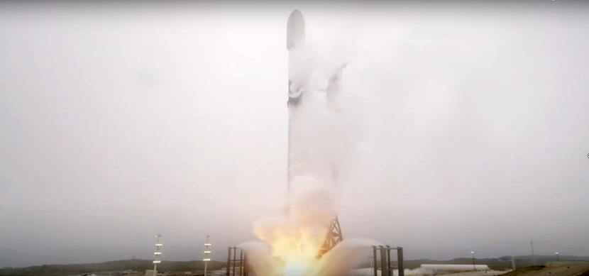 De lancering van de SAR-satelliet