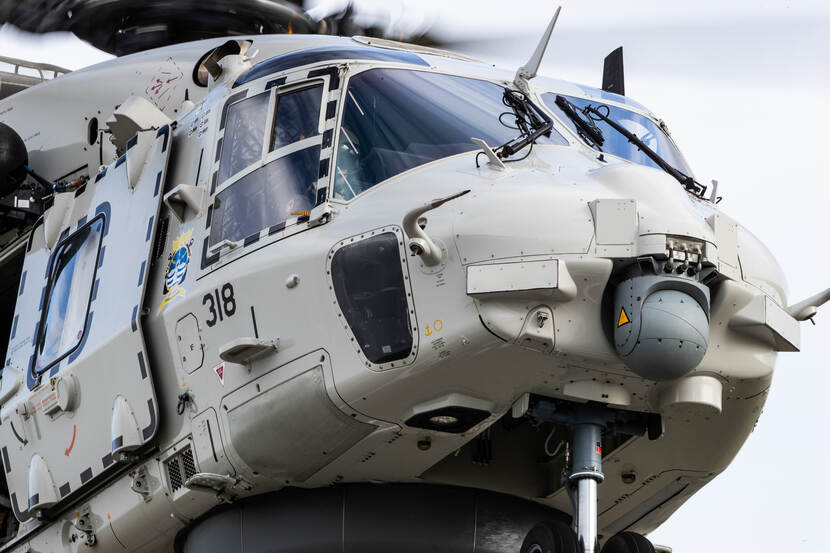 Close-up neus en cockpit NH90.