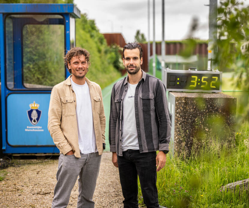Duoportret van bewegingswetenschappers Jesse van der Zande en Nick Dontje.