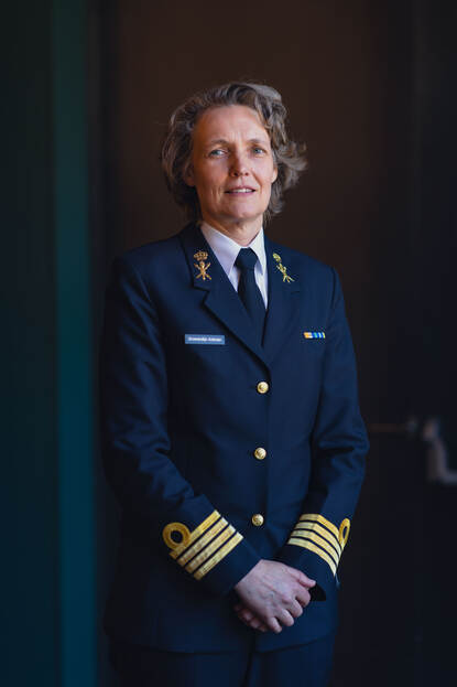 Portret van kapitein ter zee Sonja Groenendijk-Kolkman.