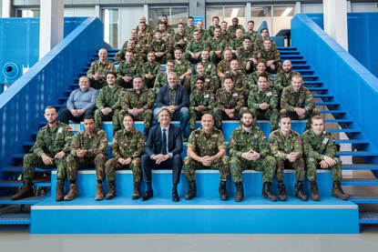 Overzichtsfoto van de deelnemers van de eerste CIS-opleiding.