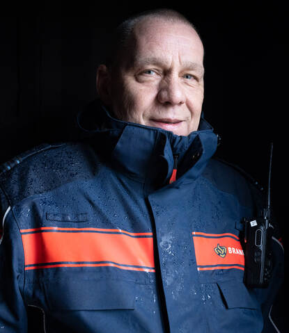 Het hoofd van de Brandweeropleiding van de luchtmacht