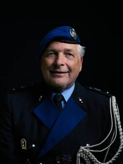 Adjudant Erik van den Bos: portretfoto.