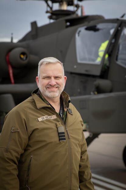 Potretfoto van luitenant-kolonel John de Groot.