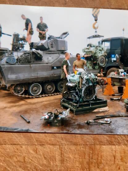 Bas was fulltime in de weer met de YPR tijdens KFOR1 in 1999.